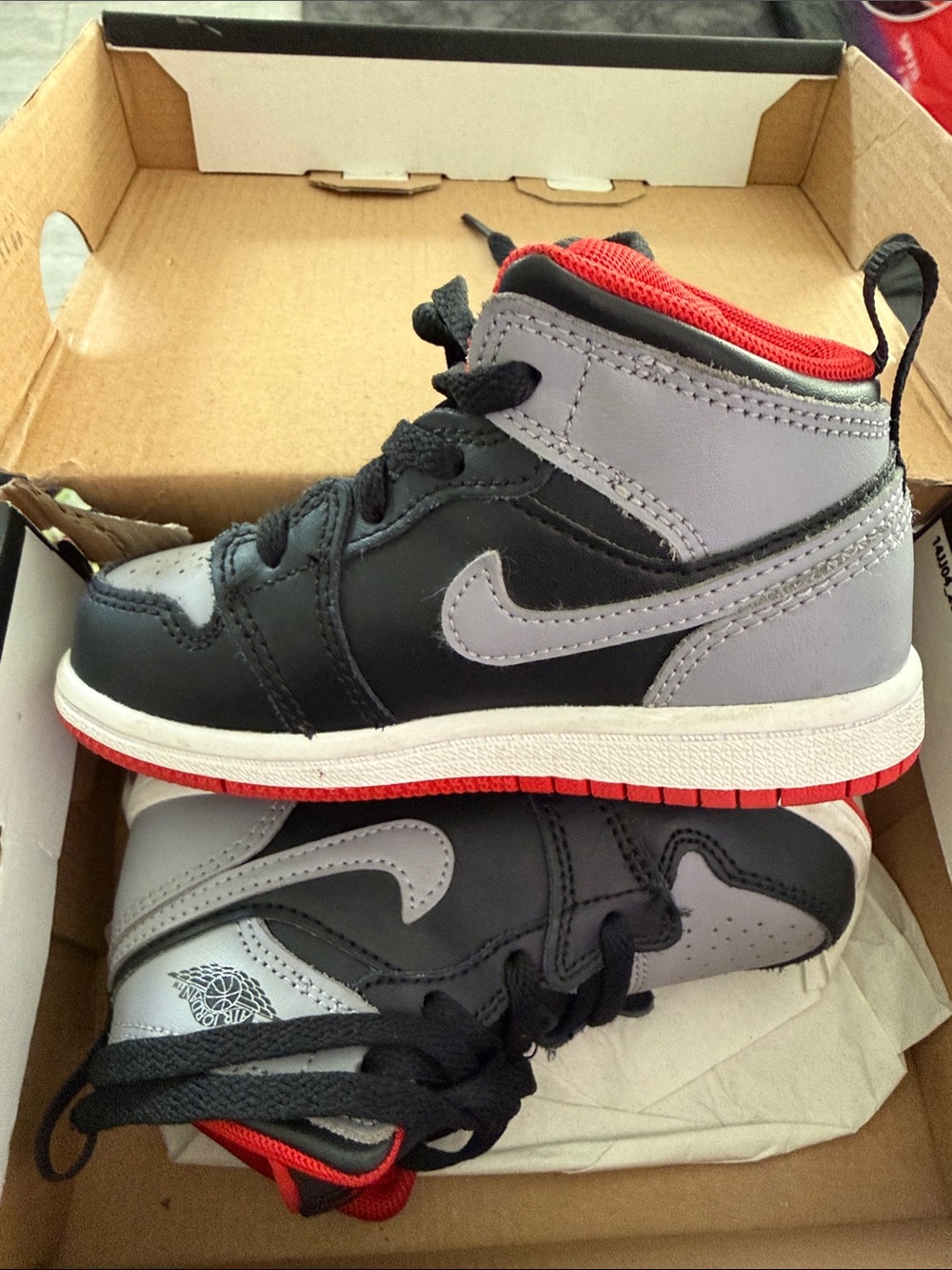 Nike Kids High-Top Sneakers Black, Gray & Red